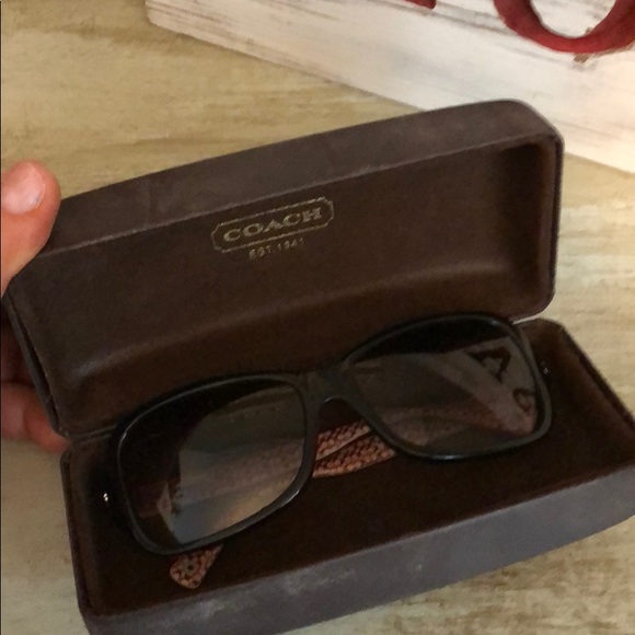 Coach black and pink with embellishment sunglasses - Picture 4 of 4